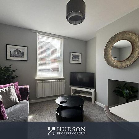 Castle Street Serviced Apartment Телфорд Екстериор снимка